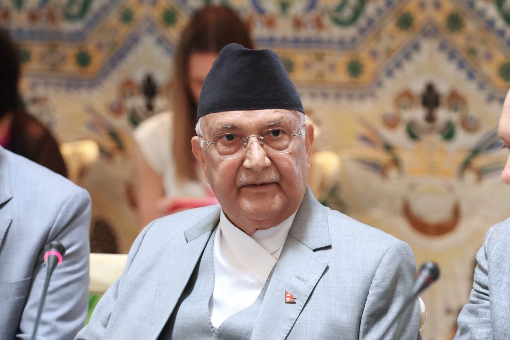ओली ने की सुरक्षा की मांग, नेपाल में सत्ता परिवर्तन को बताया विदेशी षडयंत्र