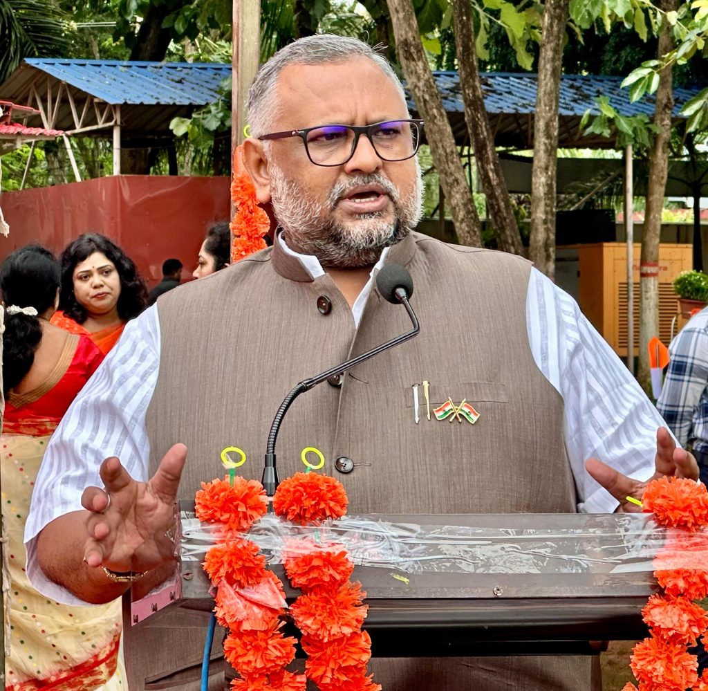 पंडित दीनदयाल उपाध्याय : आत्मनिर्भर भारत और स्वदेशी विचारधारा के शिल्पी