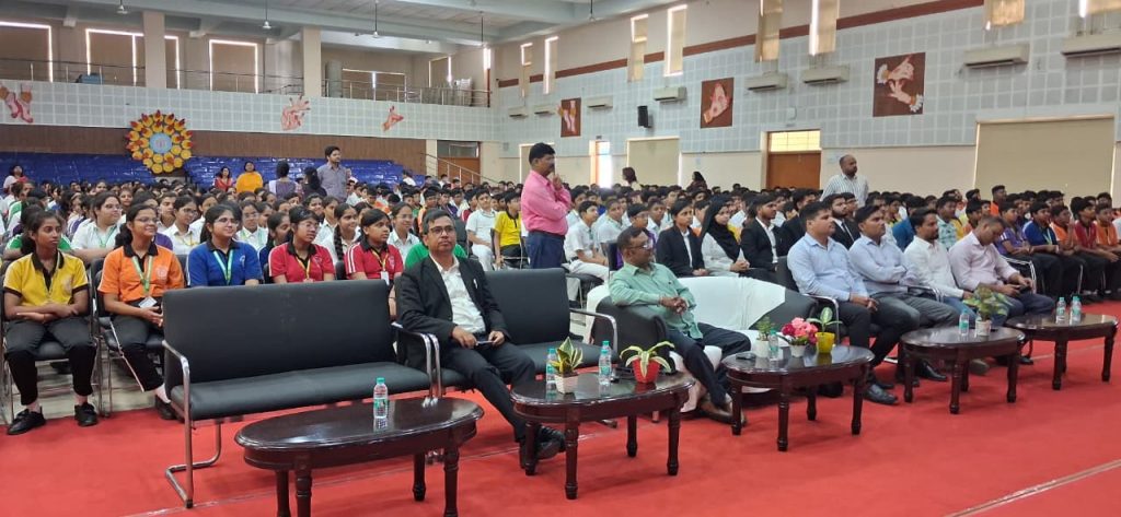 डीपीएस स्कूल, रांची में डालसा का विधिक जागरूकता कार्यक्रम : नशे की लत है विनाश का रास्ता: डालसा