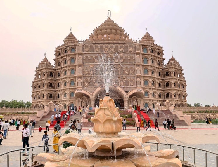 रांची जिला स्कूल में बनेगा स्वर्वेद महामंदिर की तर्ज पर भव्य पूजा पंडाल
